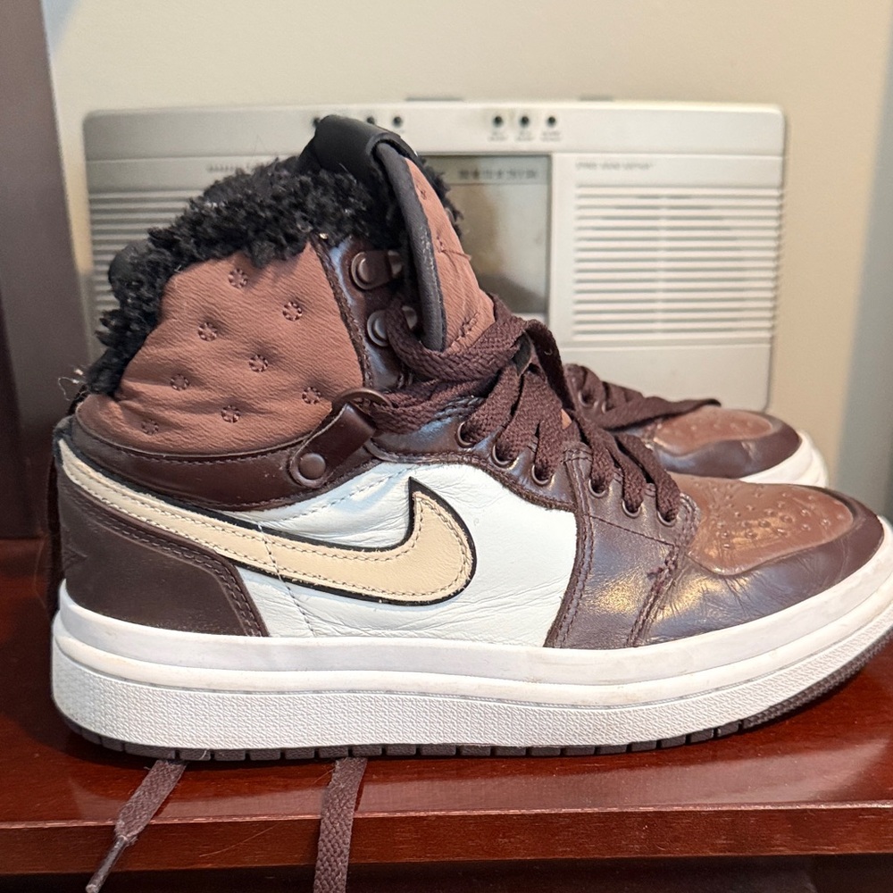 Nike Chocolate and Cream furry lined High-Tops